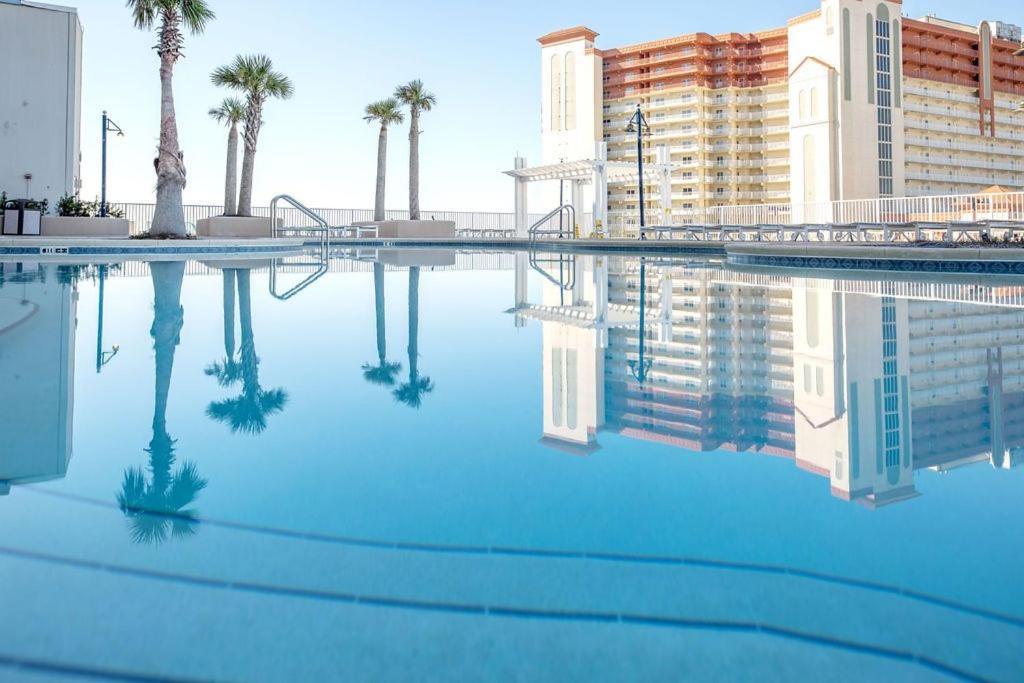 Sea-Renity At Laketown Wharf #1607 By Nautical Properties Panama City Beach Exterior photo